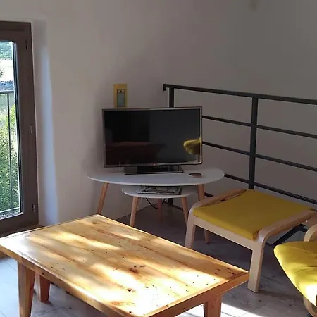 Jolie Petite Maison De Village En Provence - Fraiche Et Calme Lardiers