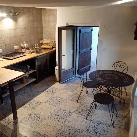 Casa vacanze Jolie Petite Maison De Village En Provence - Fraiche Et Calme *